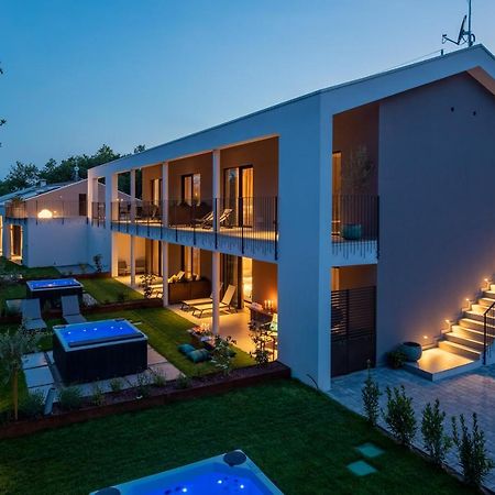 Shiloh Private Luxury Apartments Costermano Exteriör bild