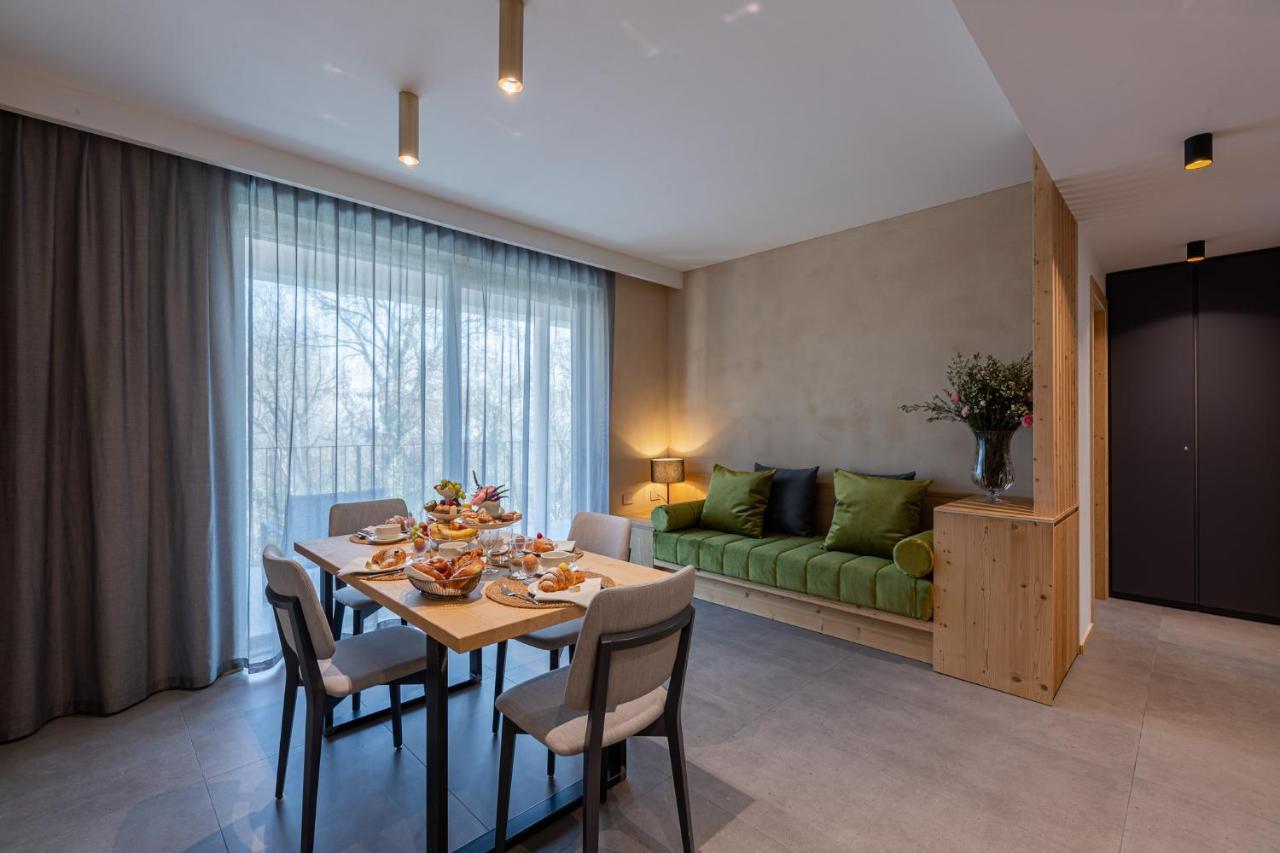Shiloh Private Luxury Apartments Costermano Exteriör bild