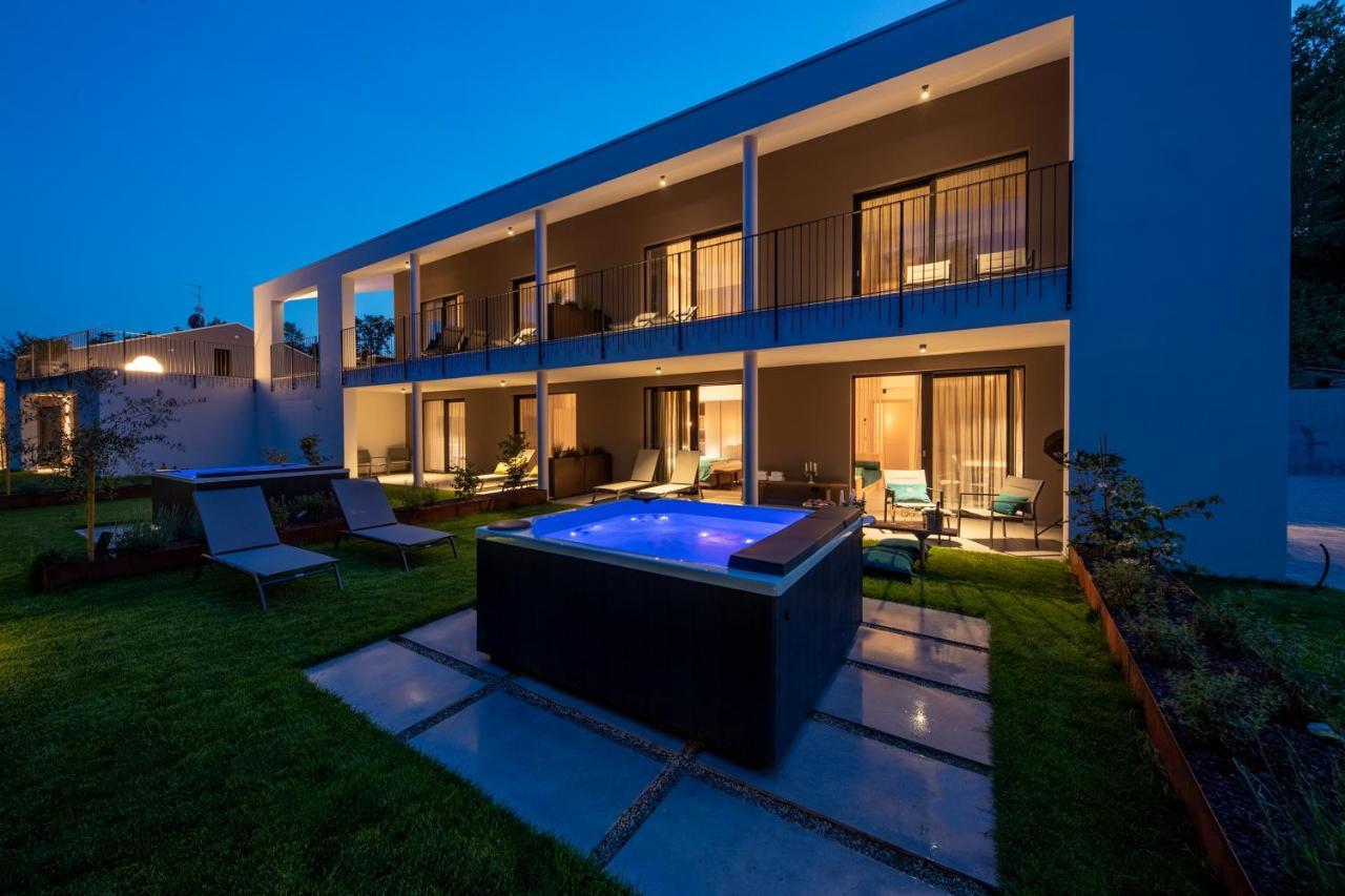 Shiloh Private Luxury Apartments Costermano Exteriör bild