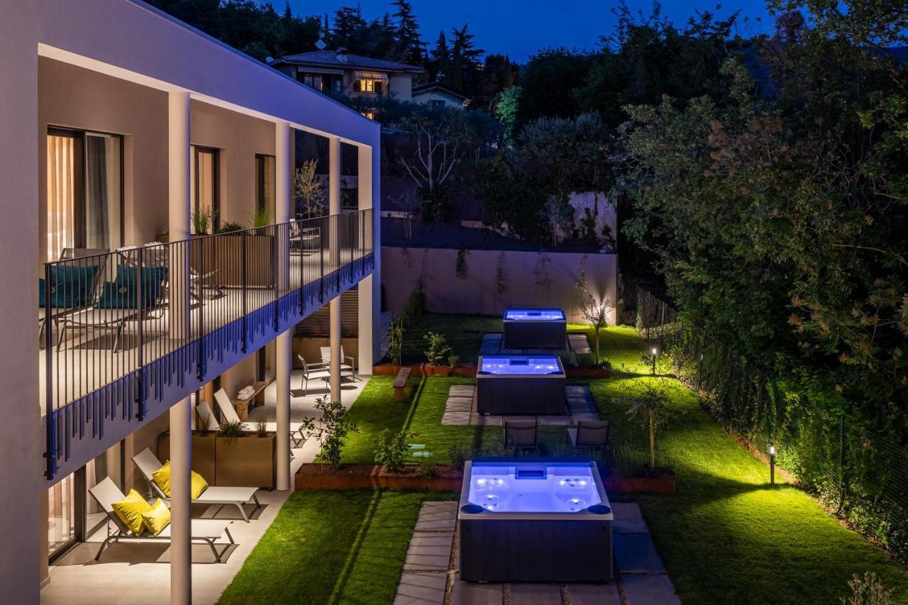 Shiloh Private Luxury Apartments Costermano Exteriör bild