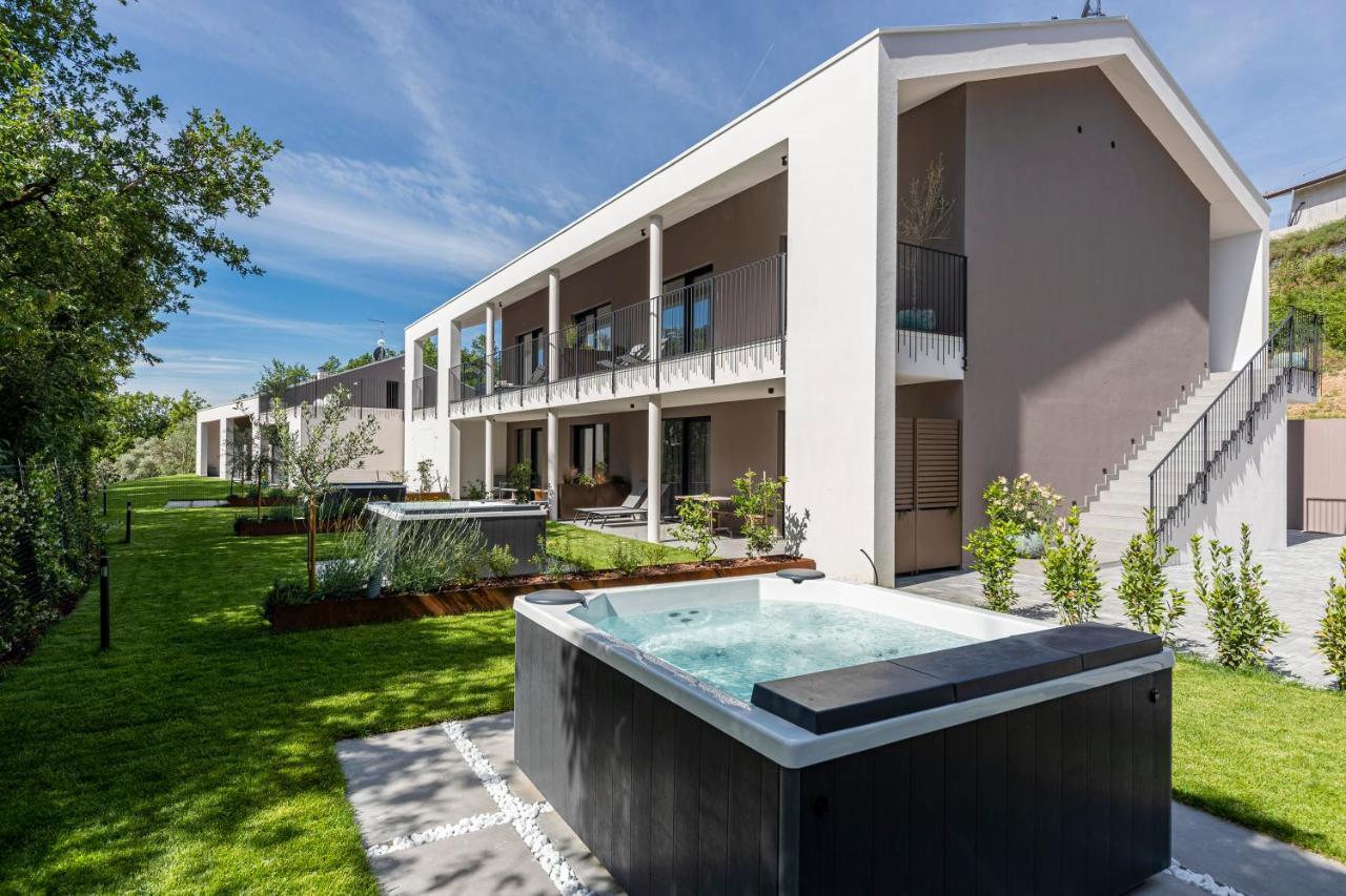 Shiloh Private Luxury Apartments Costermano Exteriör bild